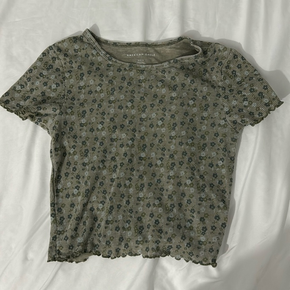 AE crop top